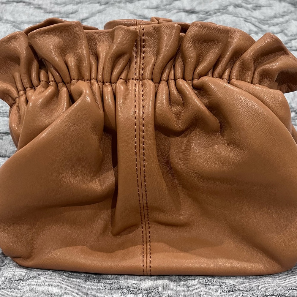 LOEFFLER RANDALL-WILLA Dark Sand Leather Cinched Clutch. NWT.